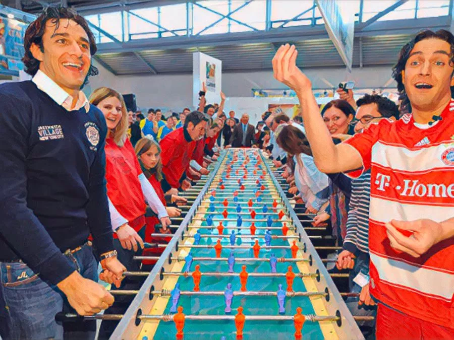 Luca Toni e Matze Knop durante un evento promozionale nel 2009