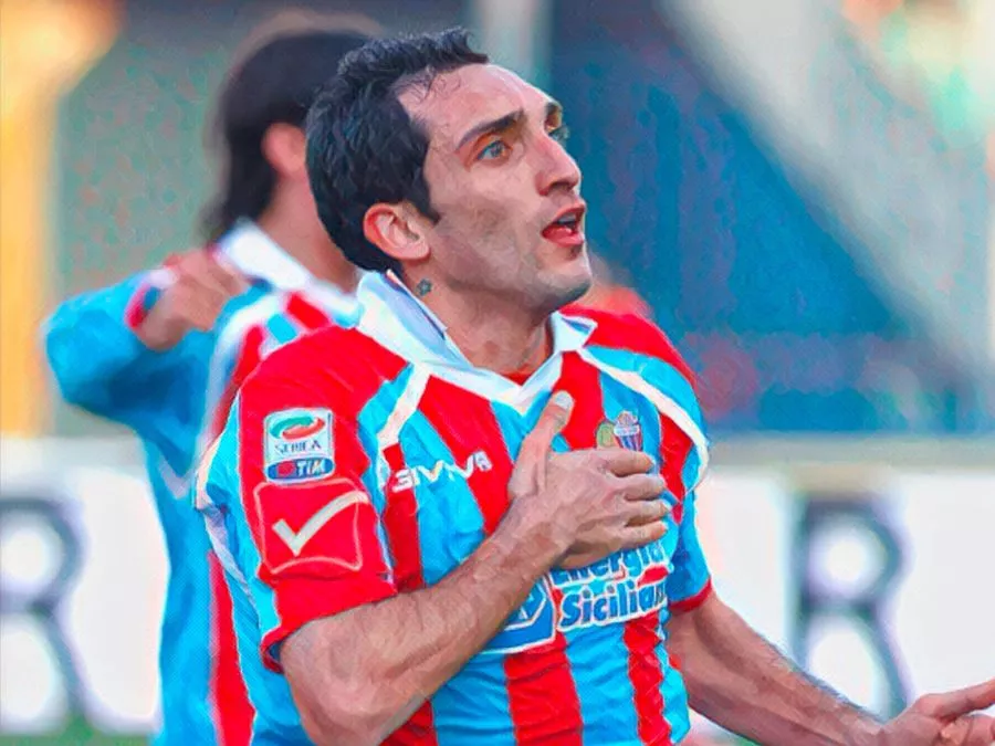 Ciccio Lodi segna su punizione in Catania Lecce 2011