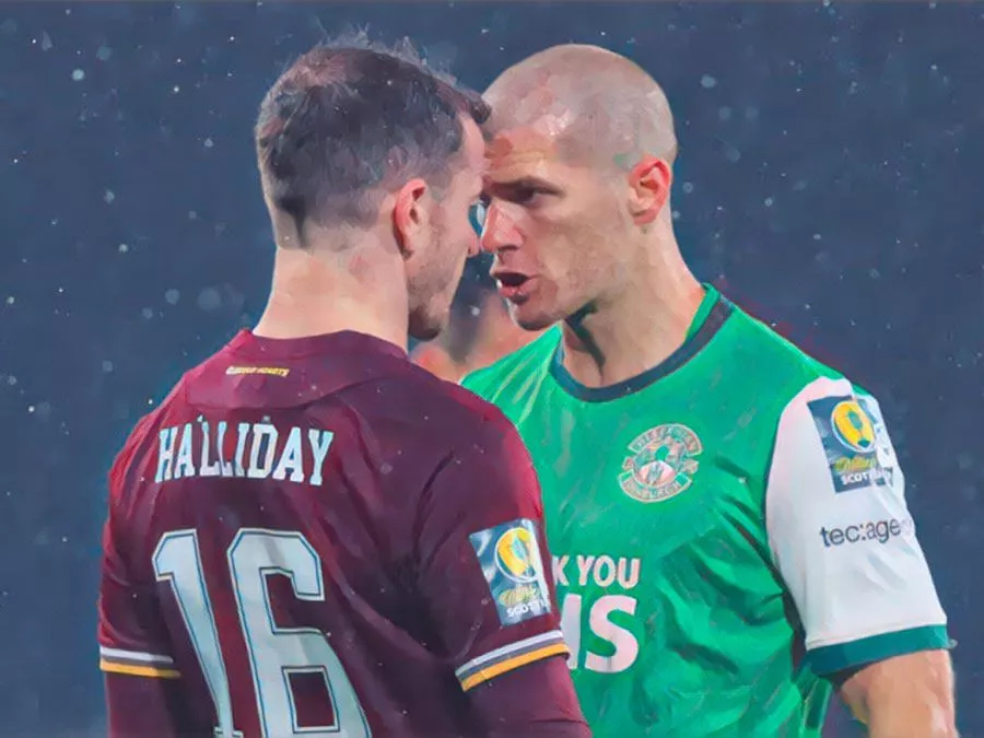 Giocatori di Hearts e Hibernian si fronteggiano durante il derby di Edimburgo