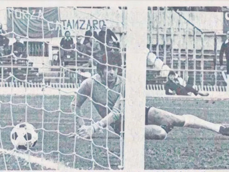 Catanzaro festeggia la prima vittoria in trasferta in Serie A contro la Lazio nel 1977