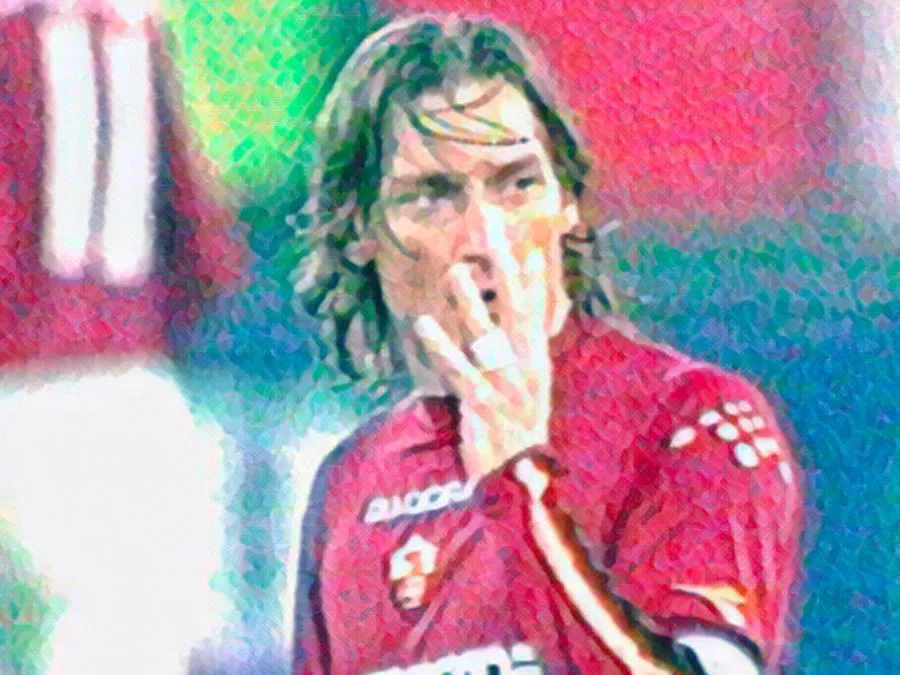 Francesco Totti gesto quattro a casa contro la Juventus nel 2004