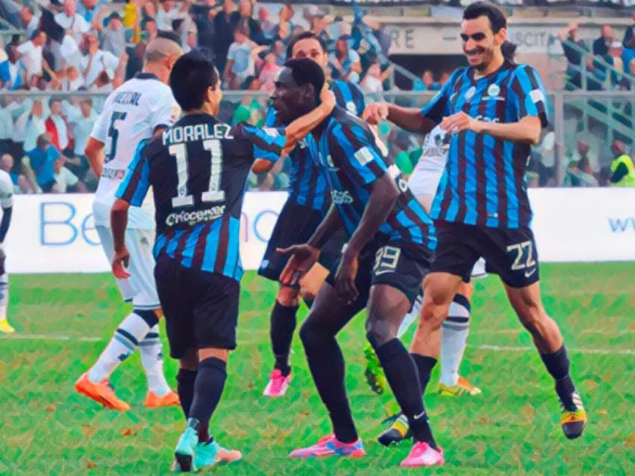 Richmond Boakye festeggia il gol partita allo scadere con il Parma 2014