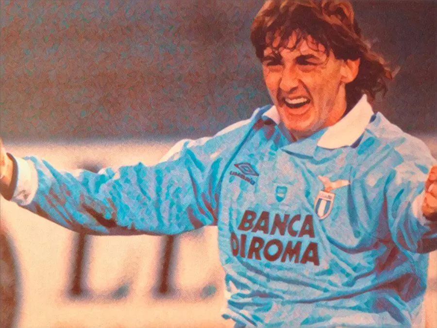 Beppe Signori segna nel derby Roma-Lazio del 6 marzo 1994 tra i fumogeni dello Stadio Olimpico