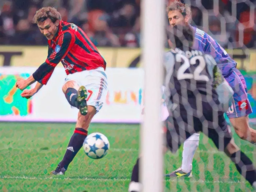 Shevchenko segna con la maglia del Milan il suo ultimo gol in Serie A contro la Fiorentina nel 2006