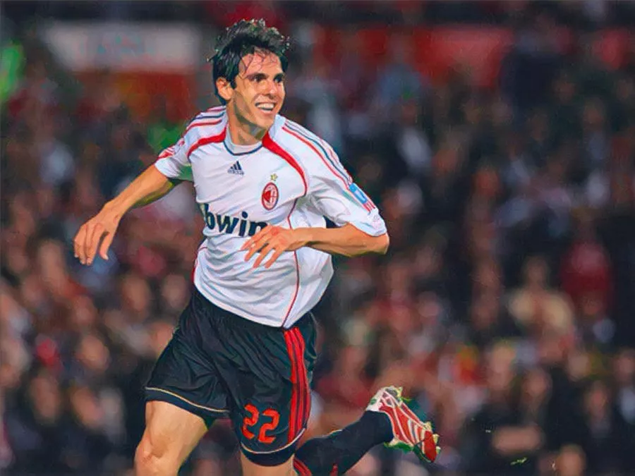 Kaká segna all'Old Trafford nella semifinale di Champions League 2007