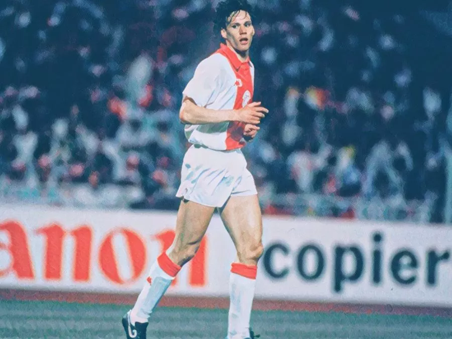 Marco Van Basten all’esordio con l’Ajax nel 1982