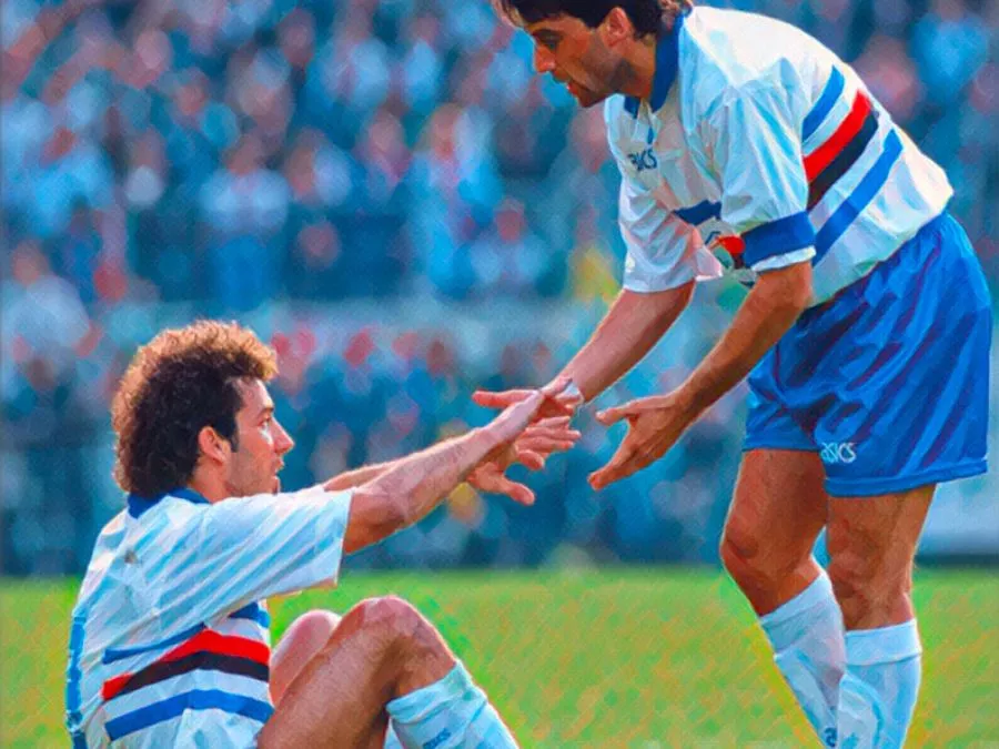 Gianluca Vialli e Roberto Mancini a Wembley dopo la finale persa contro il Barcellona nel 1992