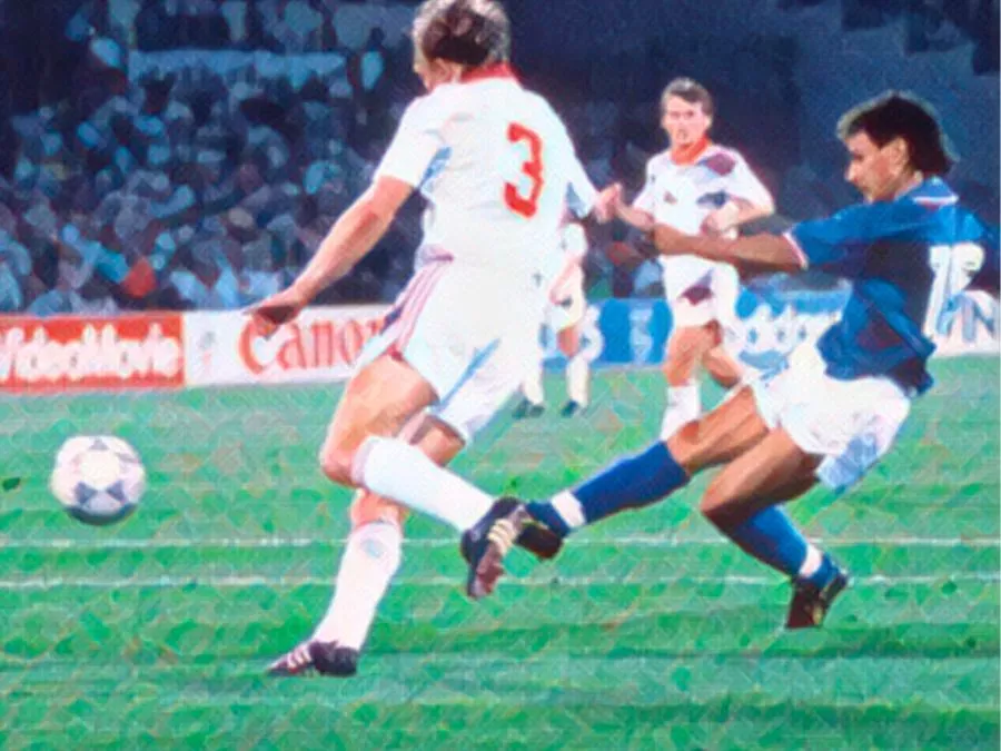 oberto Baggio segna il gol leggendario contro la Cecoslovacchia a Italia 90