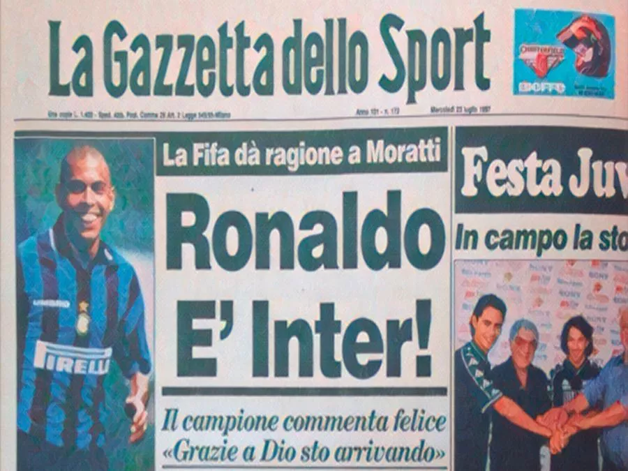 La prima pagina de La Gazzetta dello Sport annuncia l'acquisto dell'attaccante brasiliano Ronaldo il 23 luglio 1997