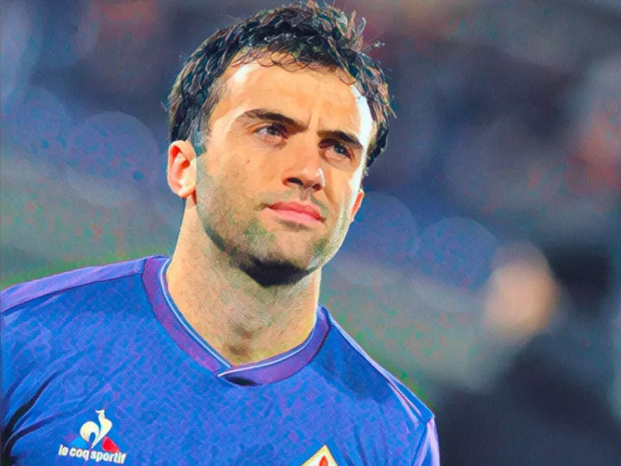 Giuseppe Rossi esulta dopo un gol segnato con la maglia della Fiorentina
