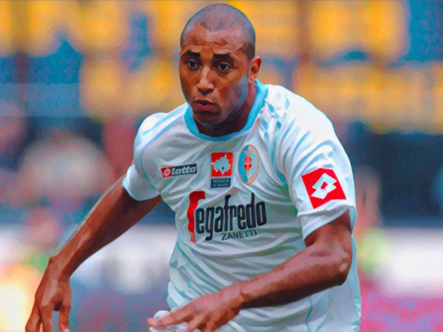 Reginaldo in un'azione di gioco in Serie A con la maglia del Treviso
