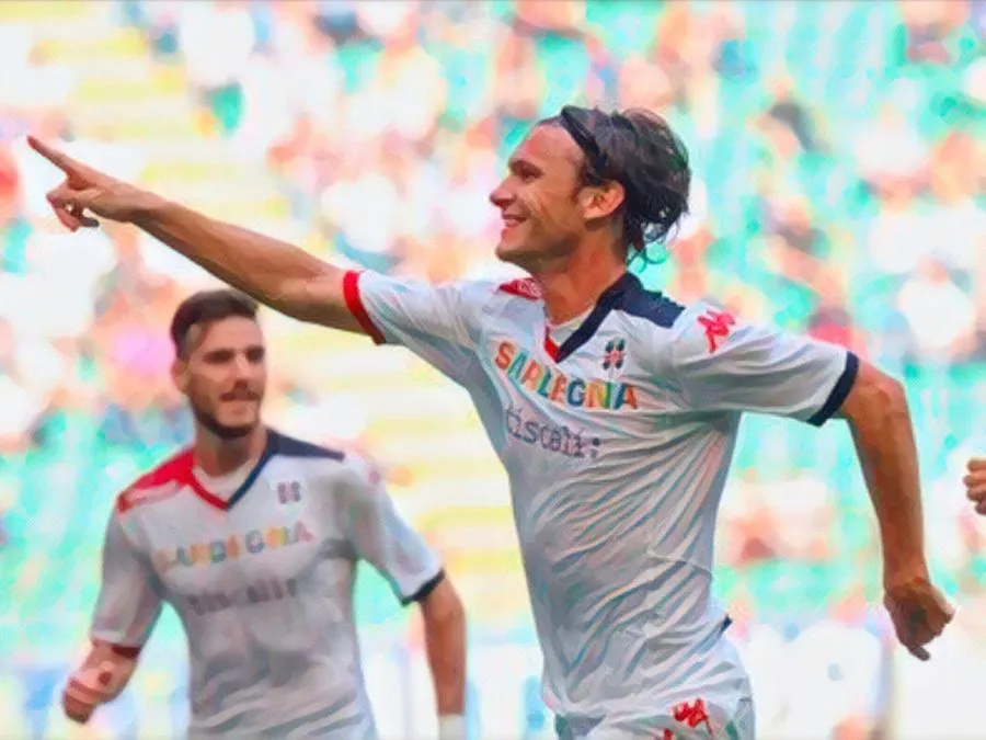 Albin Ekdal festeggia una delle tre reti realizzate contro l'Inter a San Siro